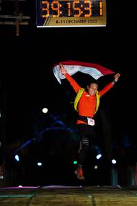 BIB: 2022, 700, 0025
                            <button type="button" onclick="openModal(18976163)" class="btn btn-primary btn-sm float-right btn-popup" data-toggle="modal" data-target=".modal-high-quality">
                        <i class="fas fa-shopping-cart"></i> Add to Cart
                    </button>
                                            <button type="button" onclick="isThisMe(18976163, true)" class="btn btn-success btn-sm float-right btn-popup btn-isme hidden" data-toggle="tooltip" data-placement="bottom" title="นี่คือรูปของคุณใช่ไหม คลิกที่นี่เพื่อเอาเข้าอัลบั้ม">
                        <i class="fas fa-plus"></i> Add to album
                    </button>
                    <button type="button" onclick="isThisMe(18976163, false)" class="btn btn-warning btn-sm float-right btn-popup btn-isnotme hidden">
                        <i class="fas fa-ban"></i> Remove from album
                    </button>